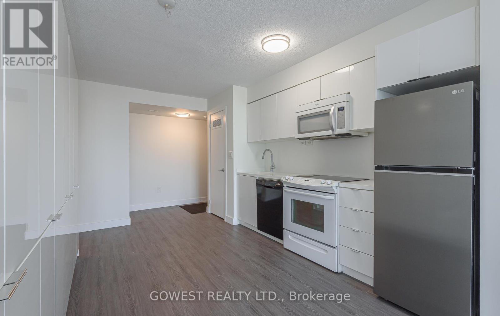 2516 - 15 Iceboat Terrace, Toronto, Ontario  M5V 4A5 - Photo 8 - C12680500