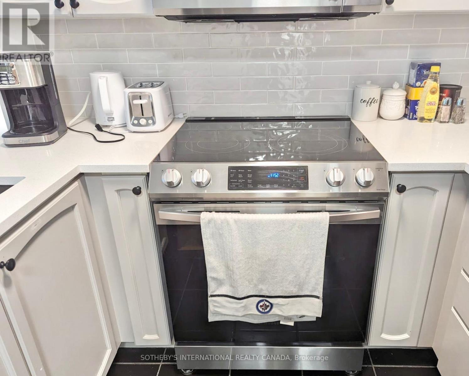 537 - 231 Fort York Boulevard, Toronto, Ontario  M5V 1B2 - Photo 10 - C12680524