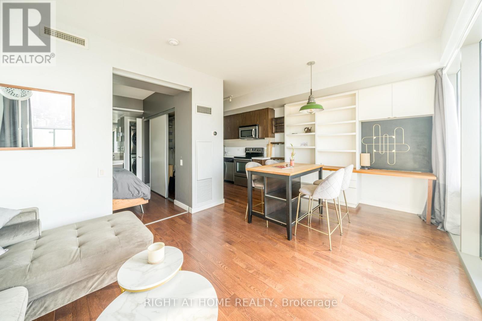 2309 - 70 Distillery Lane, Toronto, Ontario  M5A 0E3 - Photo 9 - C12680586