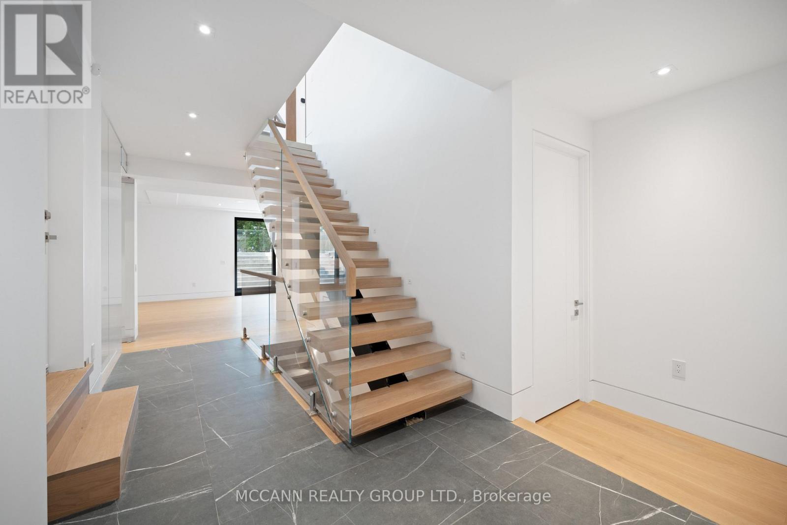 64 Glengowan Road, Toronto, Ontario  M4N 1G4 - Photo 39 - C12680602