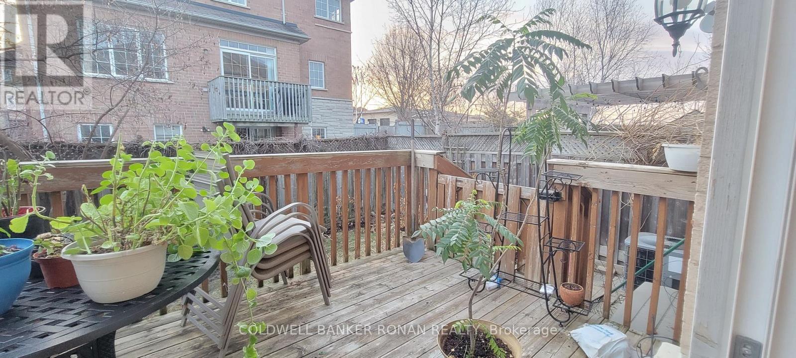 398 Marble Place, Newmarket, Ontario  L3X 2P1 - Photo 29 - N12680542