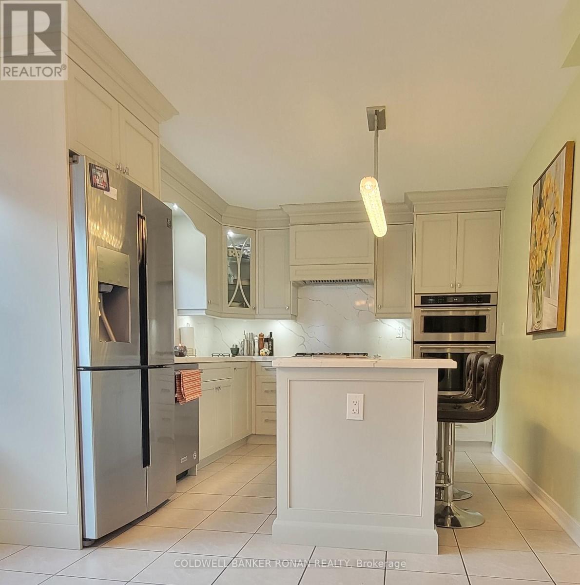 398 Marble Place, Newmarket, Ontario  L3X 2P1 - Photo 5 - N12680542