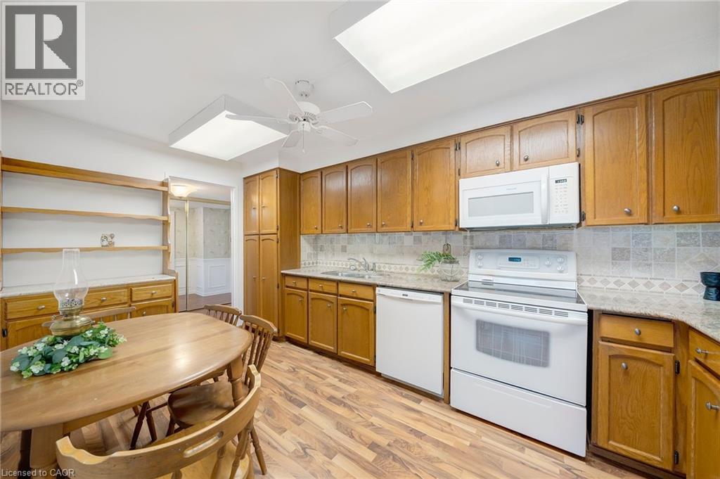 2185 Marine Drive Unit# 1104, Oakville, Ontario L6L 5L6 - Photo 7 - 40797150