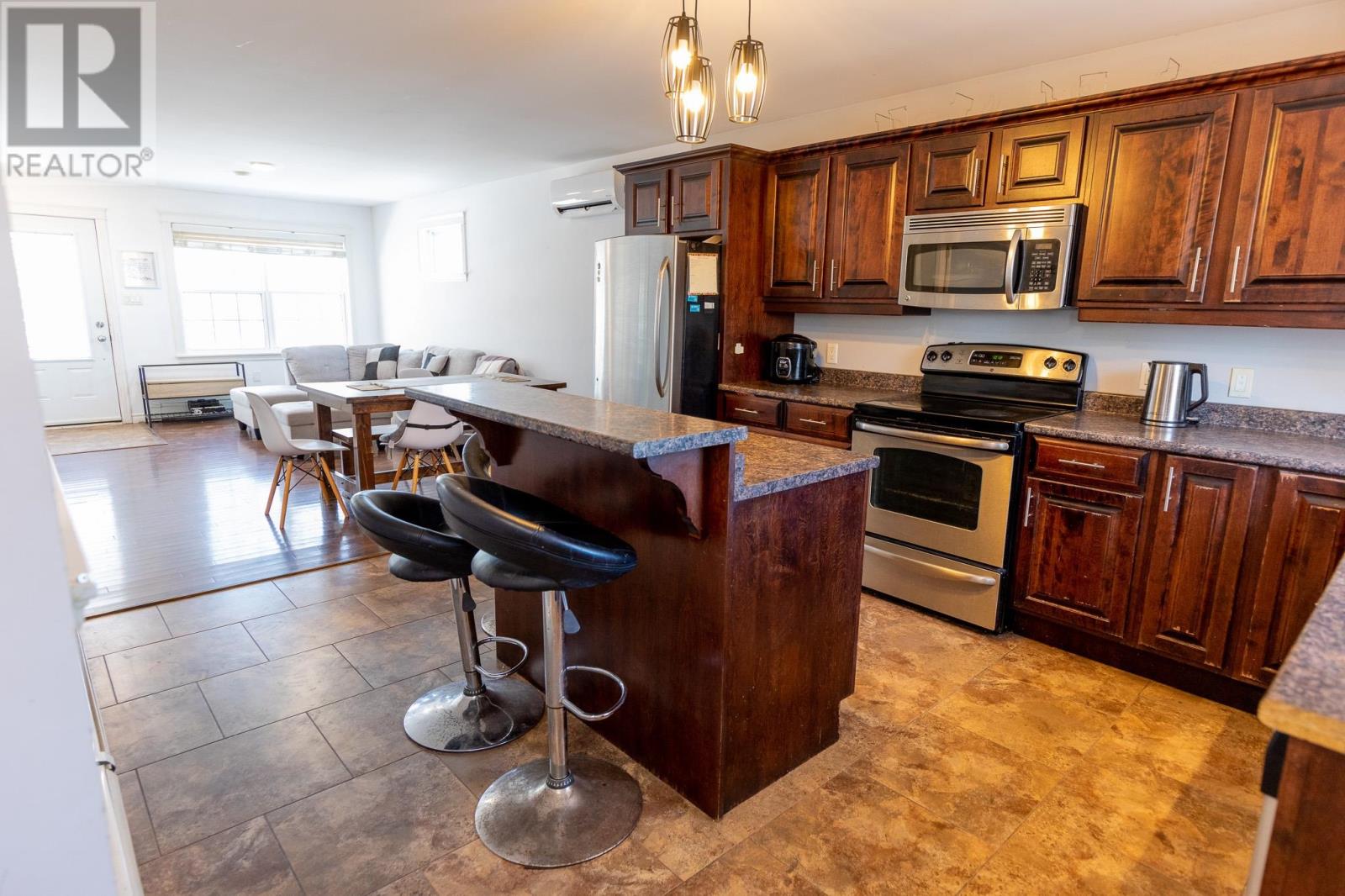 18 Ralden Avenue, Charlottetown, Prince Edward Island  C1A 6P6 - Photo 8 - 202600484