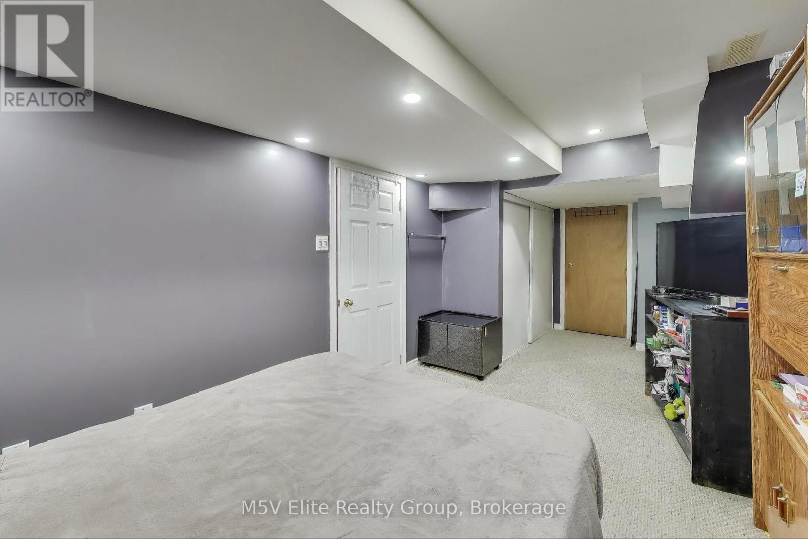 283 Van Kirk Drive, Brampton, Ontario  L7A 1M3 - Photo 12 - W12680522