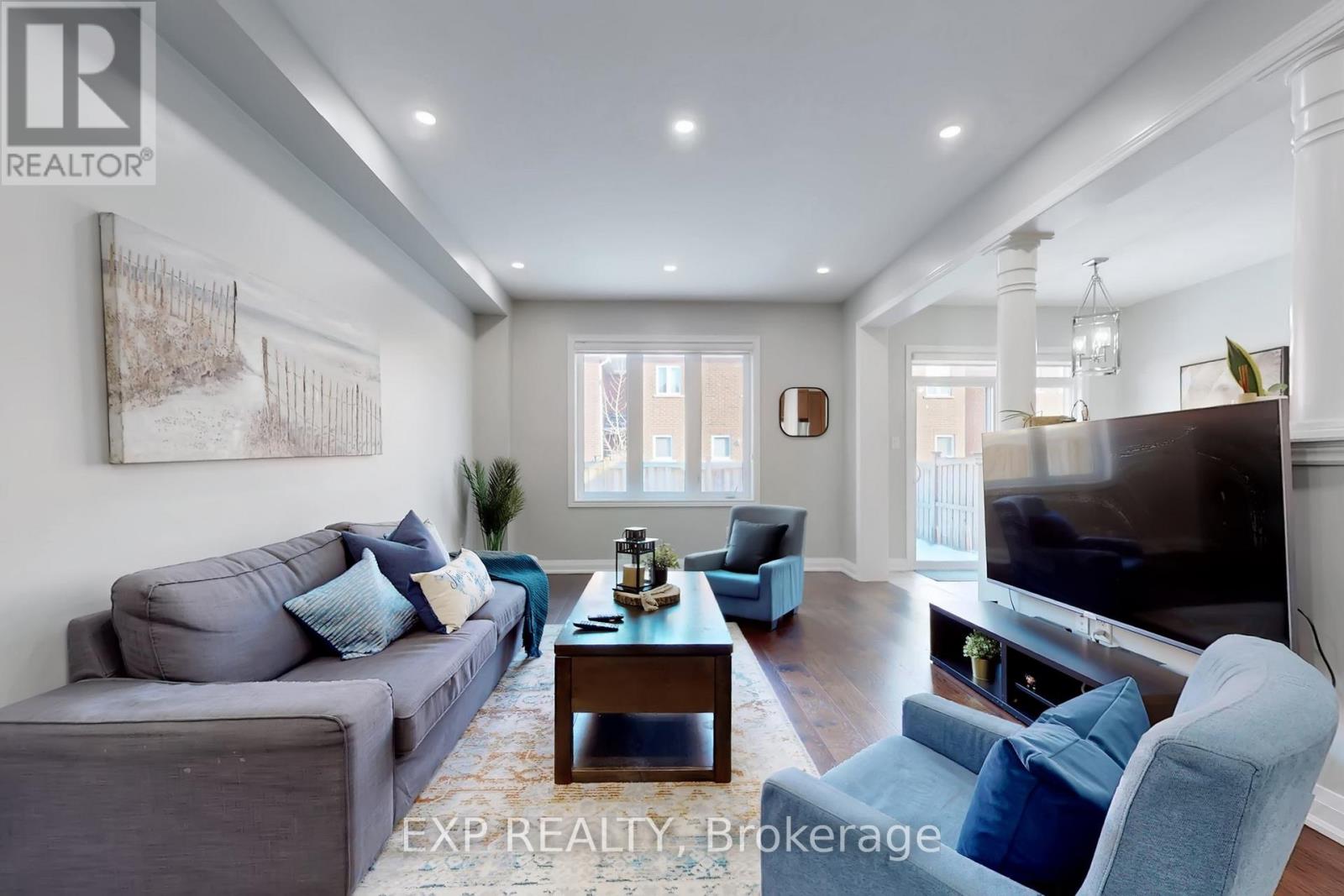 319 Giddings Crescent, Milton, Ontario  L9T 7A9 - Photo 5 - W12680528