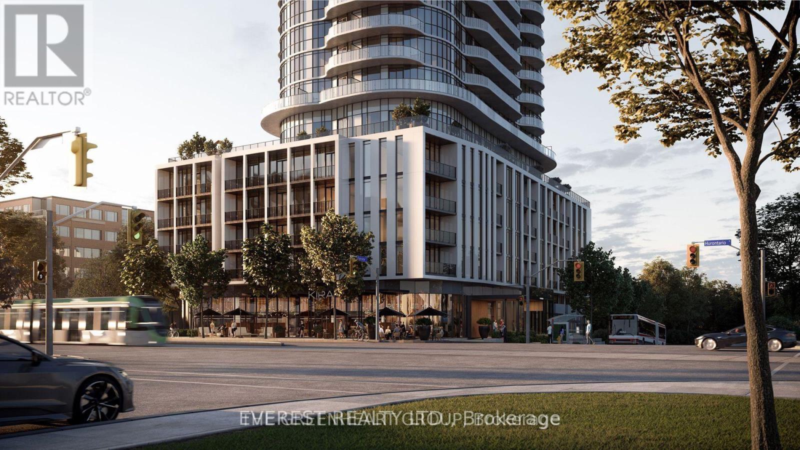 910 - 1 Fairview Road E, Mississauga, Ontario  L5A 0B4 - Photo 1 - W12680554