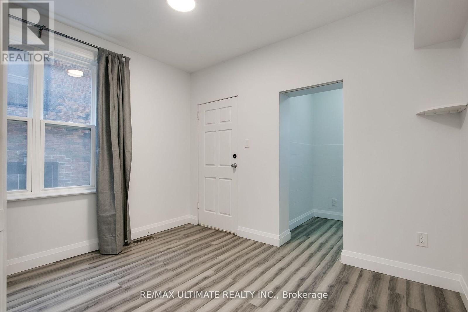 Unit 1 - 528 Runnymede Road, Toronto, Ontario  M6S 2Z7 - Photo 8 - W12680556