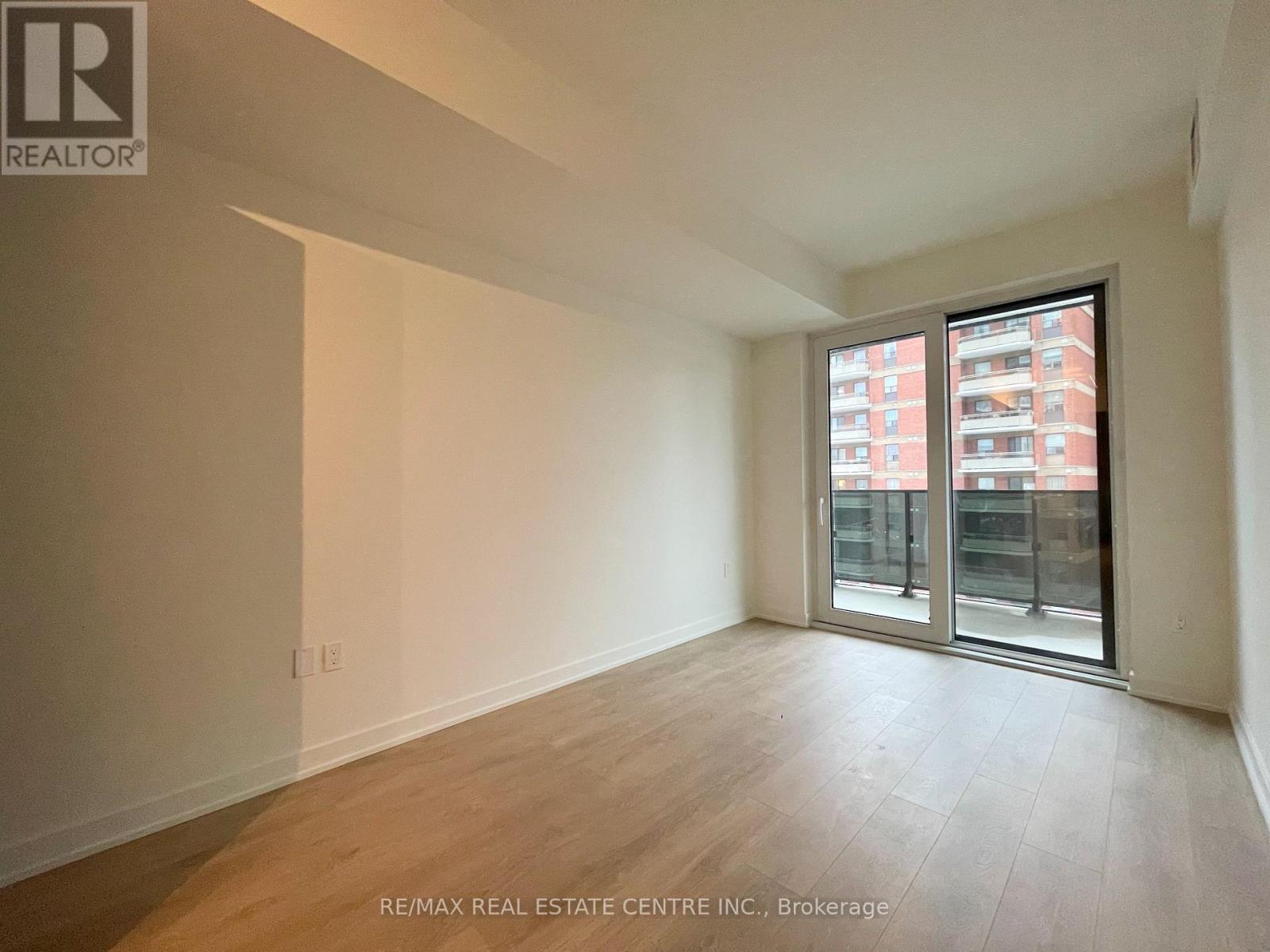 509 - 1 Fairview Road E, Mississauga, Ontario  L5A 4C6 - Photo 10 - W12680590