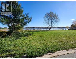 744 O'Neil, bathurst, New Brunswick