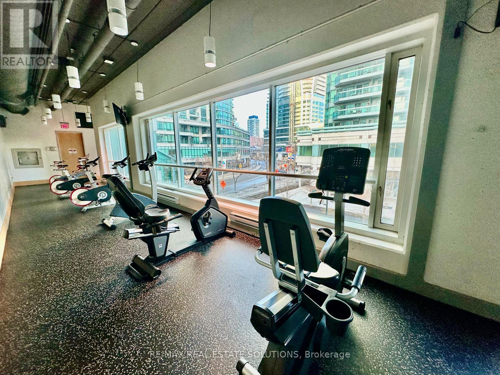 907 - 10 Yonge Street, Toronto, Ontario  M5E 1R4 - Photo 39 - C12679836