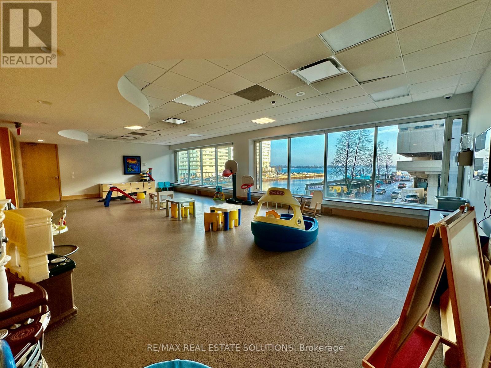 907 - 10 Yonge Street, Toronto, Ontario  M5E 1R4 - Photo 42 - C12679836