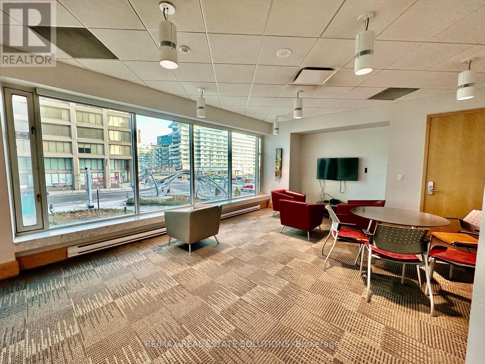 907 - 10 Yonge Street, Toronto, Ontario  M5E 1R4 - Photo 44 - C12679836