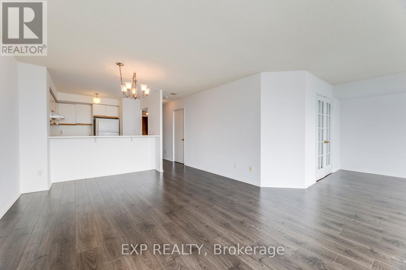 1510 - 2269 Lake Shore Boulevard W, Toronto, Ontario  M8V 3X6 - Photo 6 - W12679188