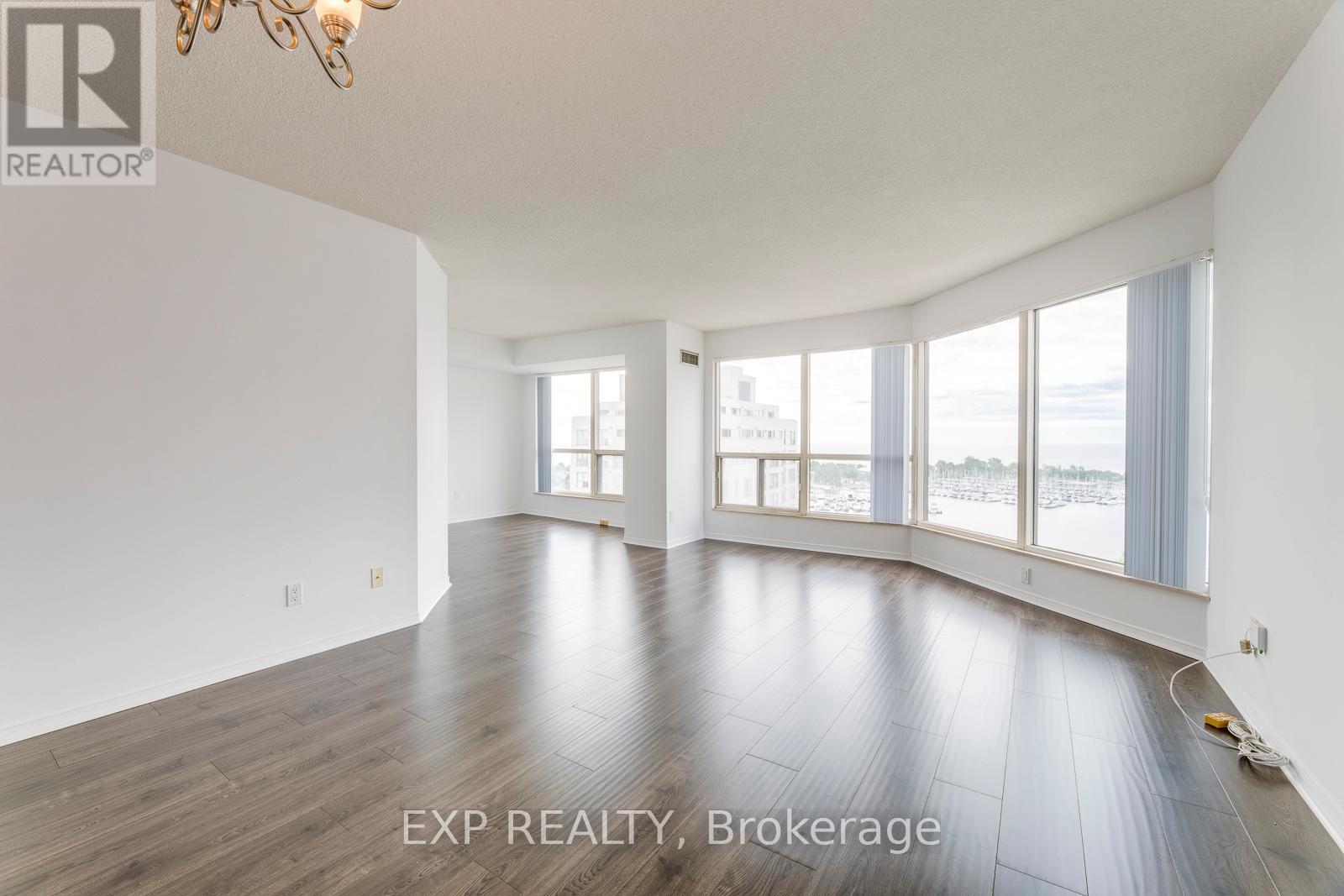 1510 - 2269 Lake Shore Boulevard W, Toronto, Ontario  M8V 3X6 - Photo 7 - W12679188