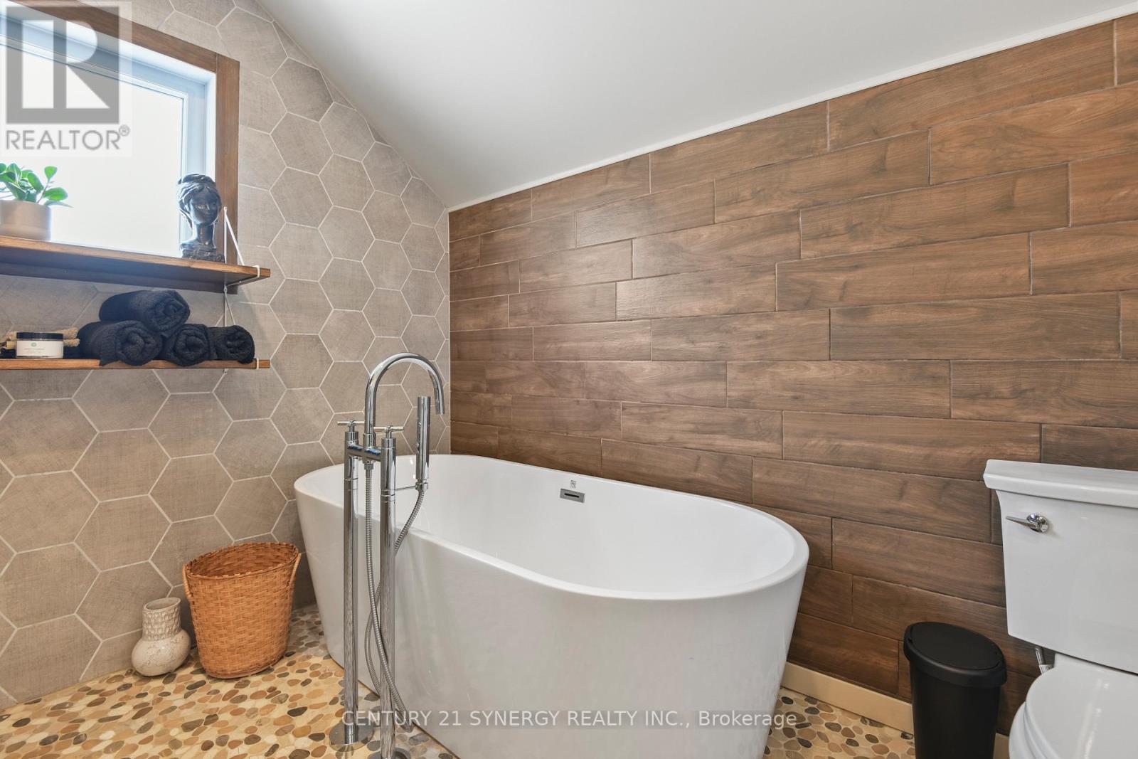 592 Patterson Road, Admaston/bromley, Ontario  K0J 1K0 - Photo 34 - X12365934