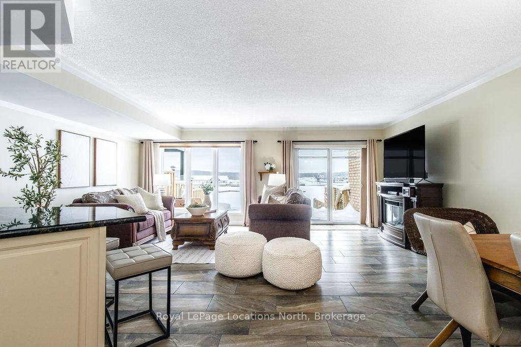 6 - 4 BECK BOULEVARD, Penetanguishene, Ontario