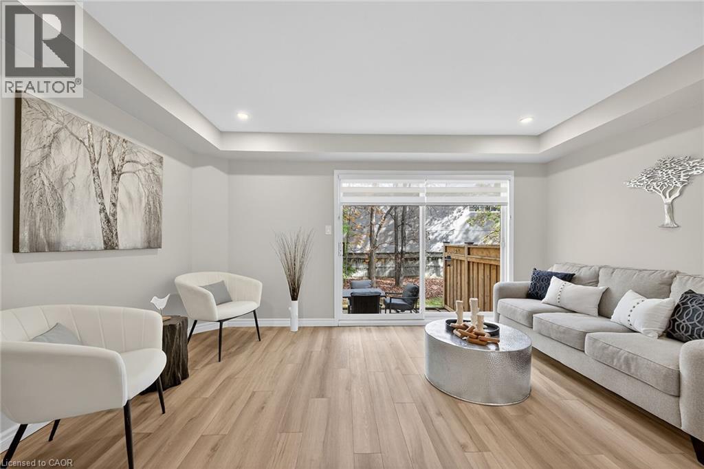 2015 Cleaver Avenue Unit# 28, Burlington, Ontario  L7M 4J7 - Photo 13 - 40781890