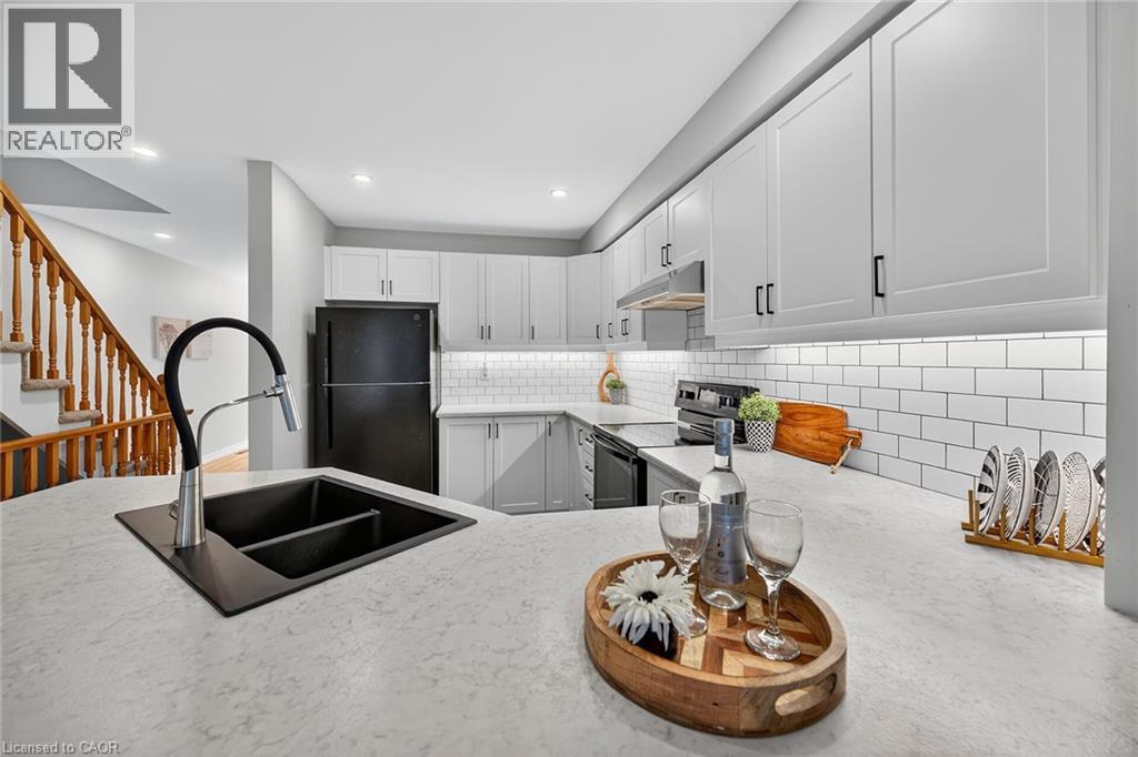 2015 Cleaver Avenue Unit# 28, Burlington, Ontario  L7M 4J7 - Photo 9 - 40781890