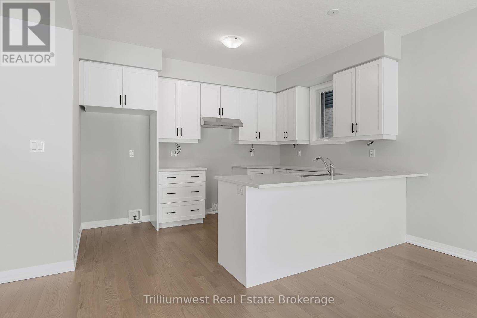 94 Imrie Road, Centre Wellington, Ontario  N0B 1S0 - Photo 12 - X12680614