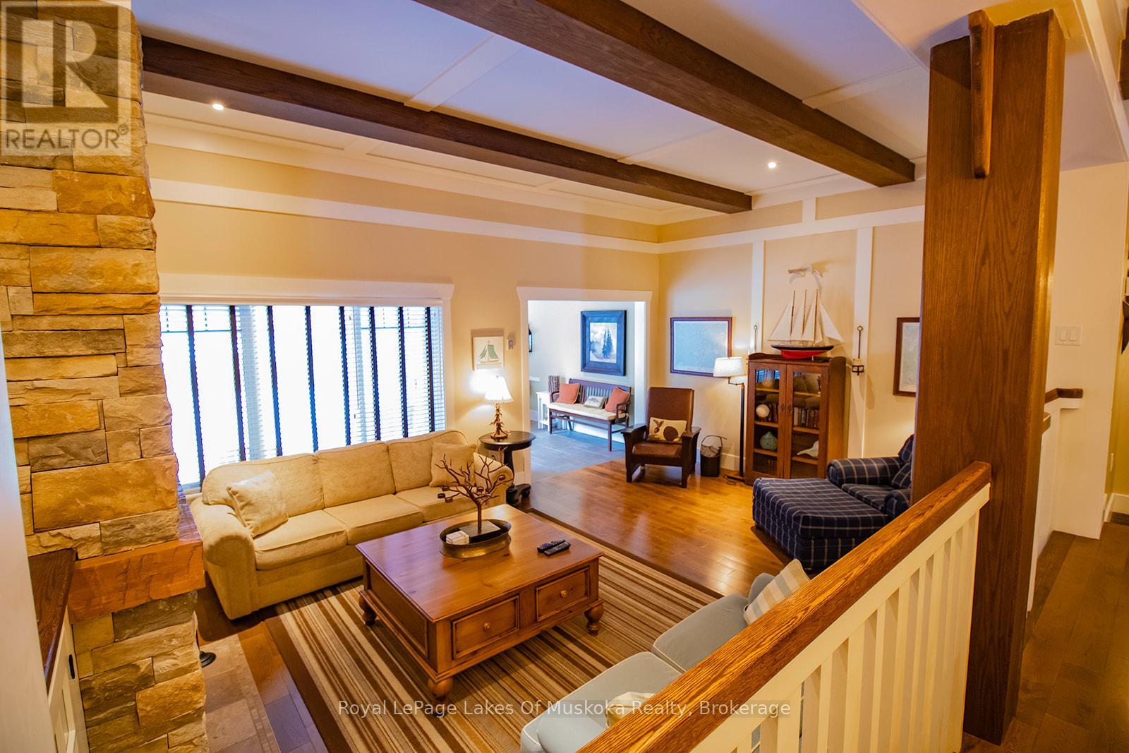 Villa 15 W 10 - 1020 Birch Glen Road, Lake Of Bays, Ontario P0B 1A0 - Photo 7 - X12680714