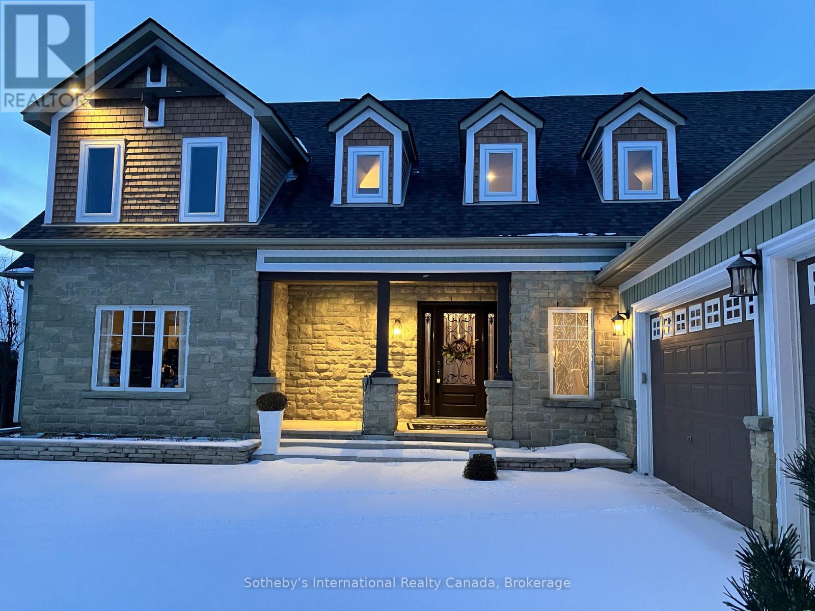 103 Barton Boulevard, Blue Mountains, Ontario N0H 1J0 - Photo 1 - X12680768