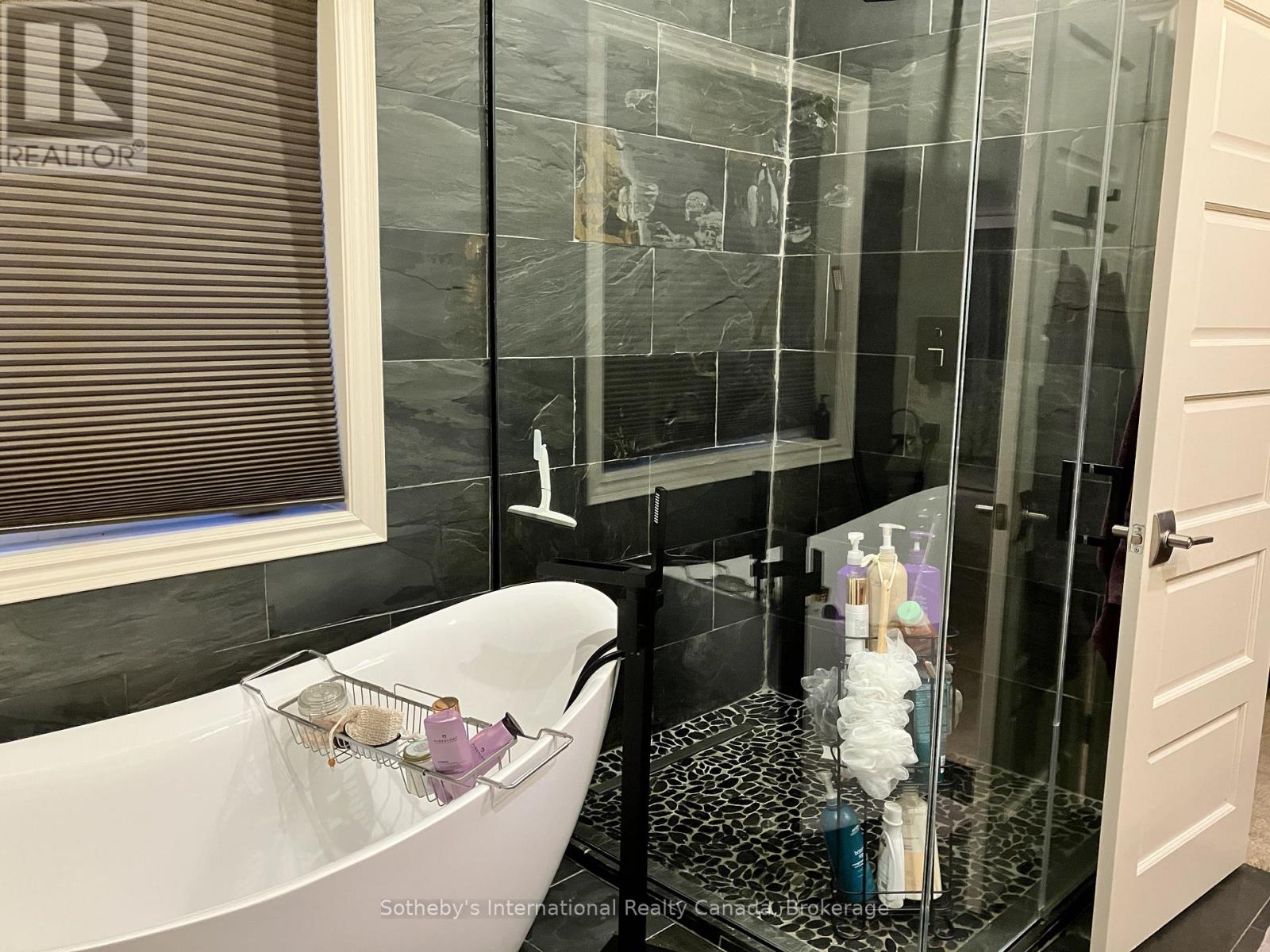 103 Barton Boulevard, Blue Mountains, Ontario N0H 1J0 - Photo 17 - X12680768