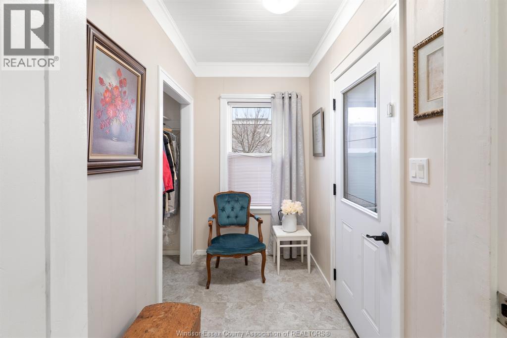 8 Morgan, Leamington, Ontario  N8H 2E4 - Photo 2 - 26000628