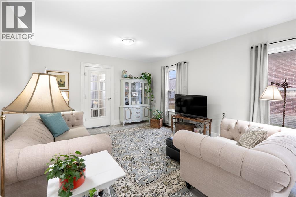 8 Morgan, Leamington, Ontario  N8H 2E4 - Photo 6 - 26000628