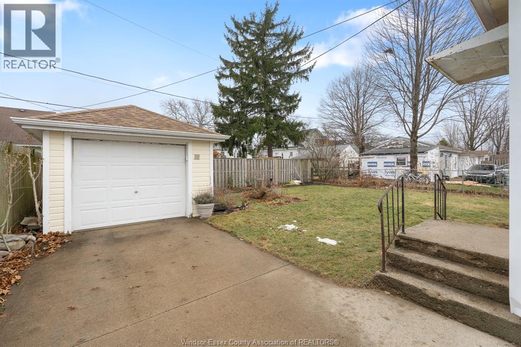 8 Morgan, Leamington, Ontario  N8H 2E4 - Photo 28 - 26000628