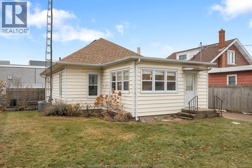 8 Morgan, Leamington, Ontario  N8H 2E4 - Photo 32 - 26000628