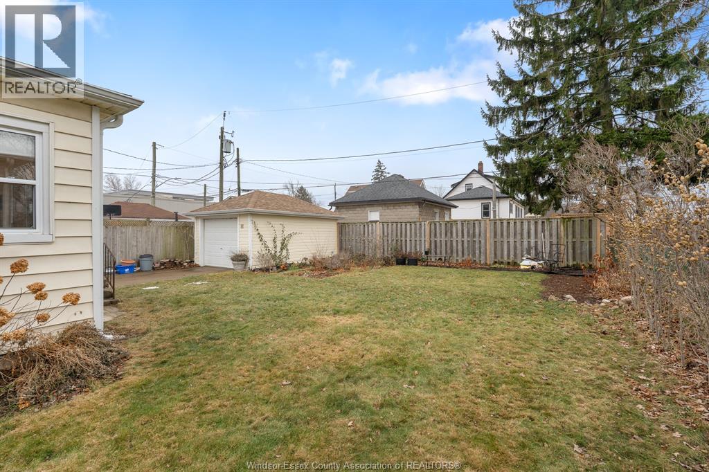 8 Morgan, Leamington, Ontario  N8H 2E4 - Photo 30 - 26000628