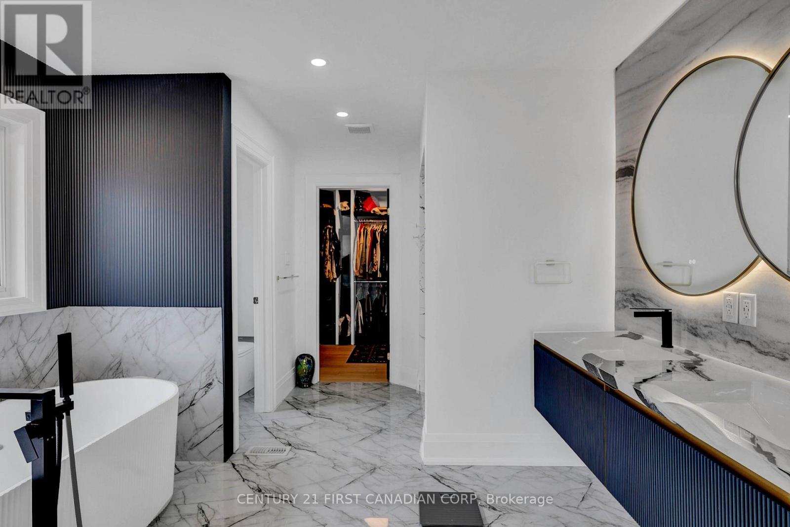 4 Freshspring Drive, Brampton, Ontario  L6R 3H6 - Photo 23 - W12680922