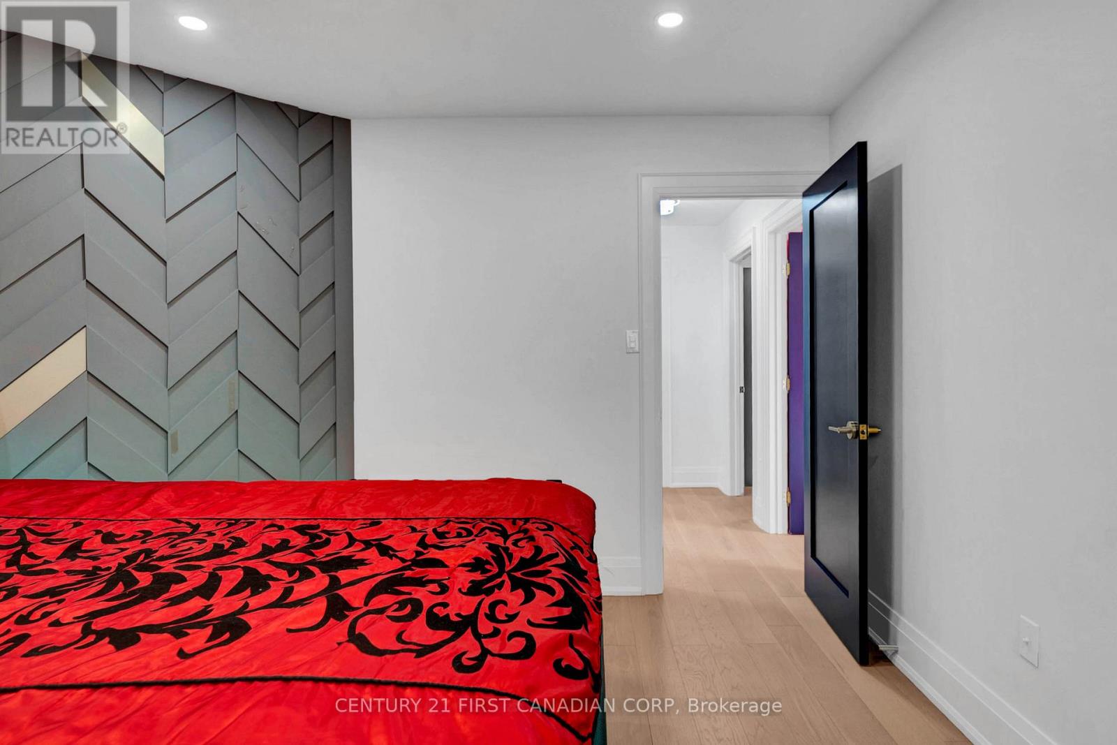 4 Freshspring Drive, Brampton, Ontario  L6R 3H6 - Photo 32 - W12680922