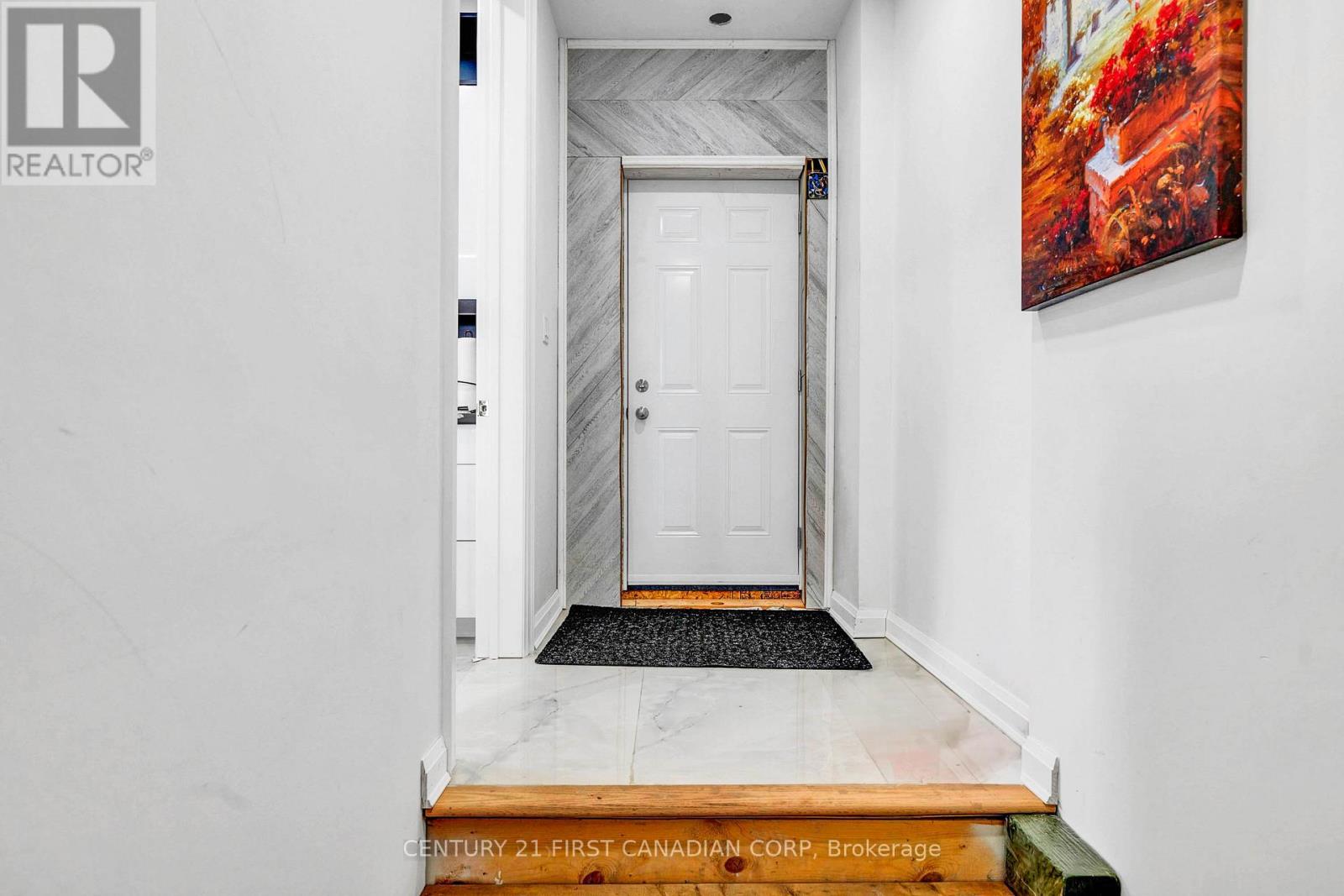 4 Freshspring Drive, Brampton, Ontario  L6R 3H6 - Photo 33 - W12680922