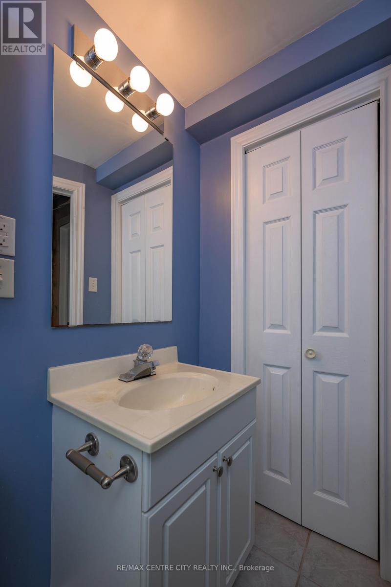 61 - 70 Chapman Court, London North, Ontario  N6H 5W1 - Photo 26 - X12680752