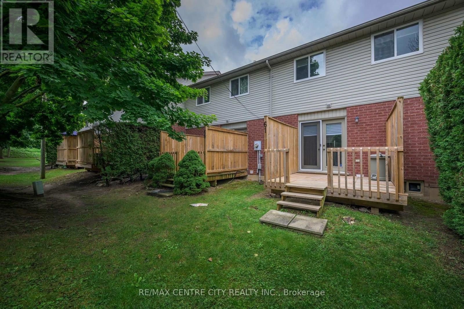 61 - 70 Chapman Court, London North, Ontario  N6H 5W1 - Photo 5 - X12680752