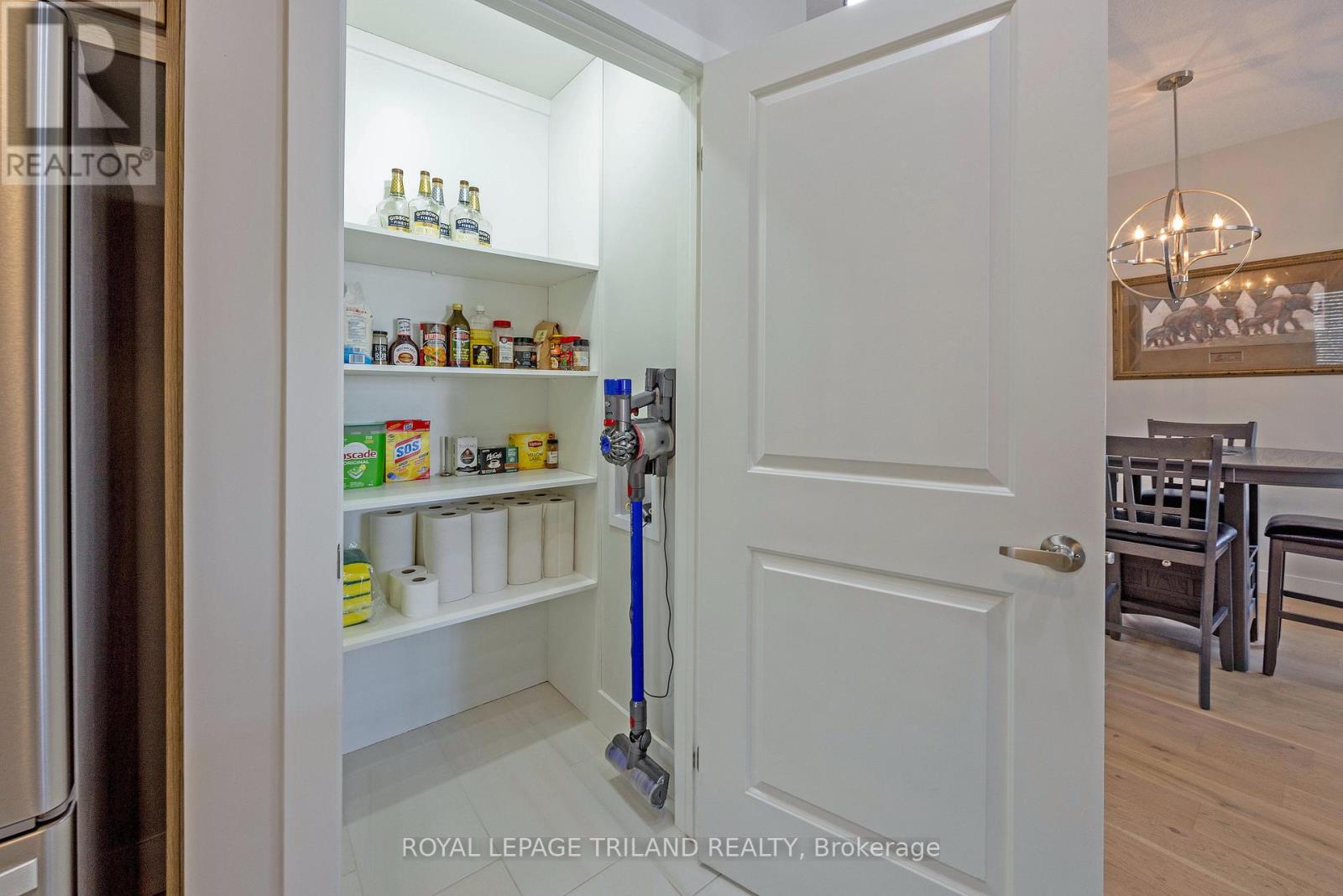 2467 Irish Moss Road, London South, Ontario  N6M 0A2 - Photo 12 - X12680770