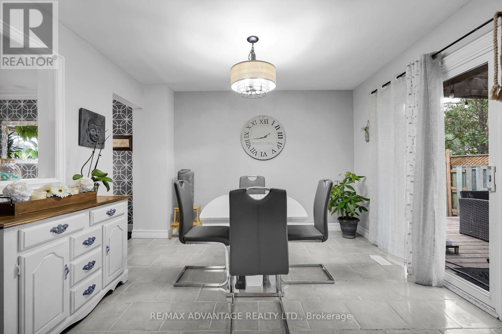 443 Sandringham Crescent, London South, Ontario  N6C 5B3 - Photo 14 - X12680812