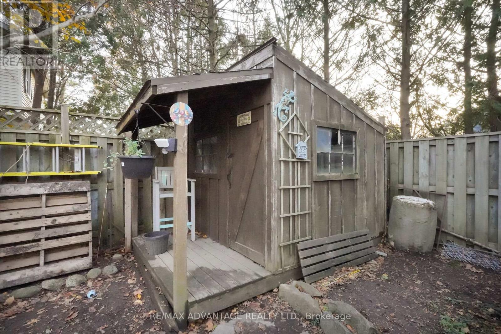 443 Sandringham Crescent, London South, Ontario  N6C 5B3 - Photo 45 - X12680812