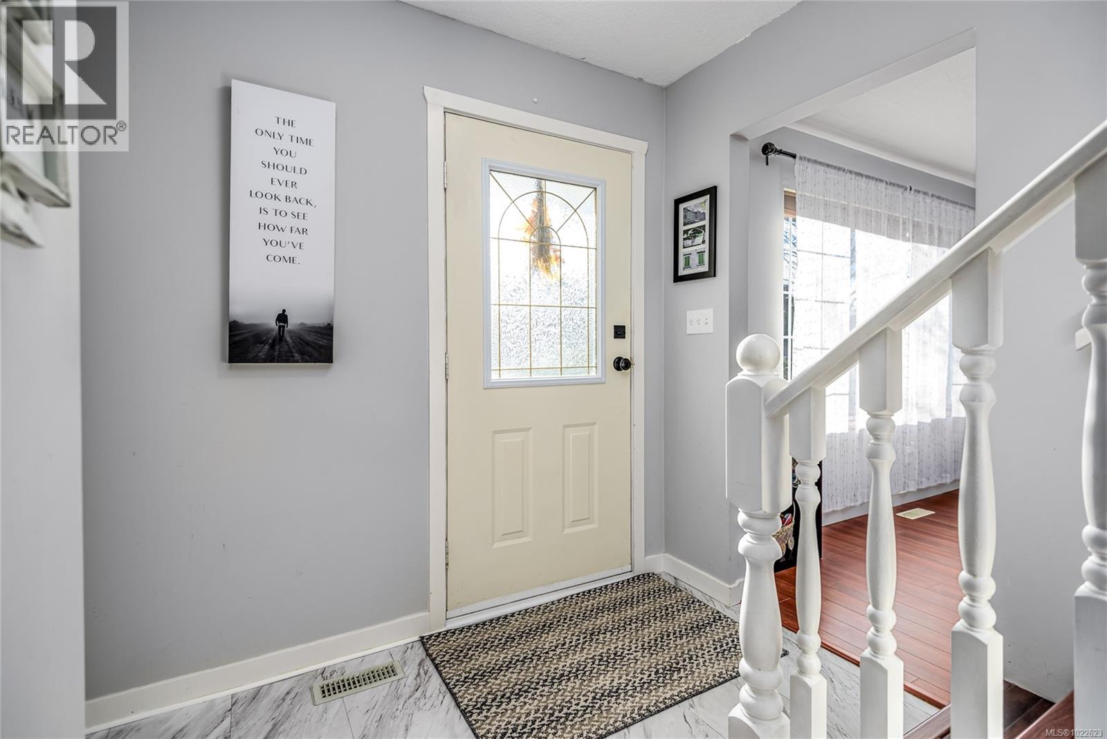 334 680 Murrelet Dr, Comox, British Columbia  V9M 3P2 - Photo 3 - 1022623