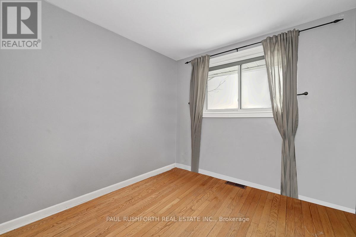 892 Baseline Road, Ottawa, Ontario  K2C 0A4 - Photo 15 - X12680836