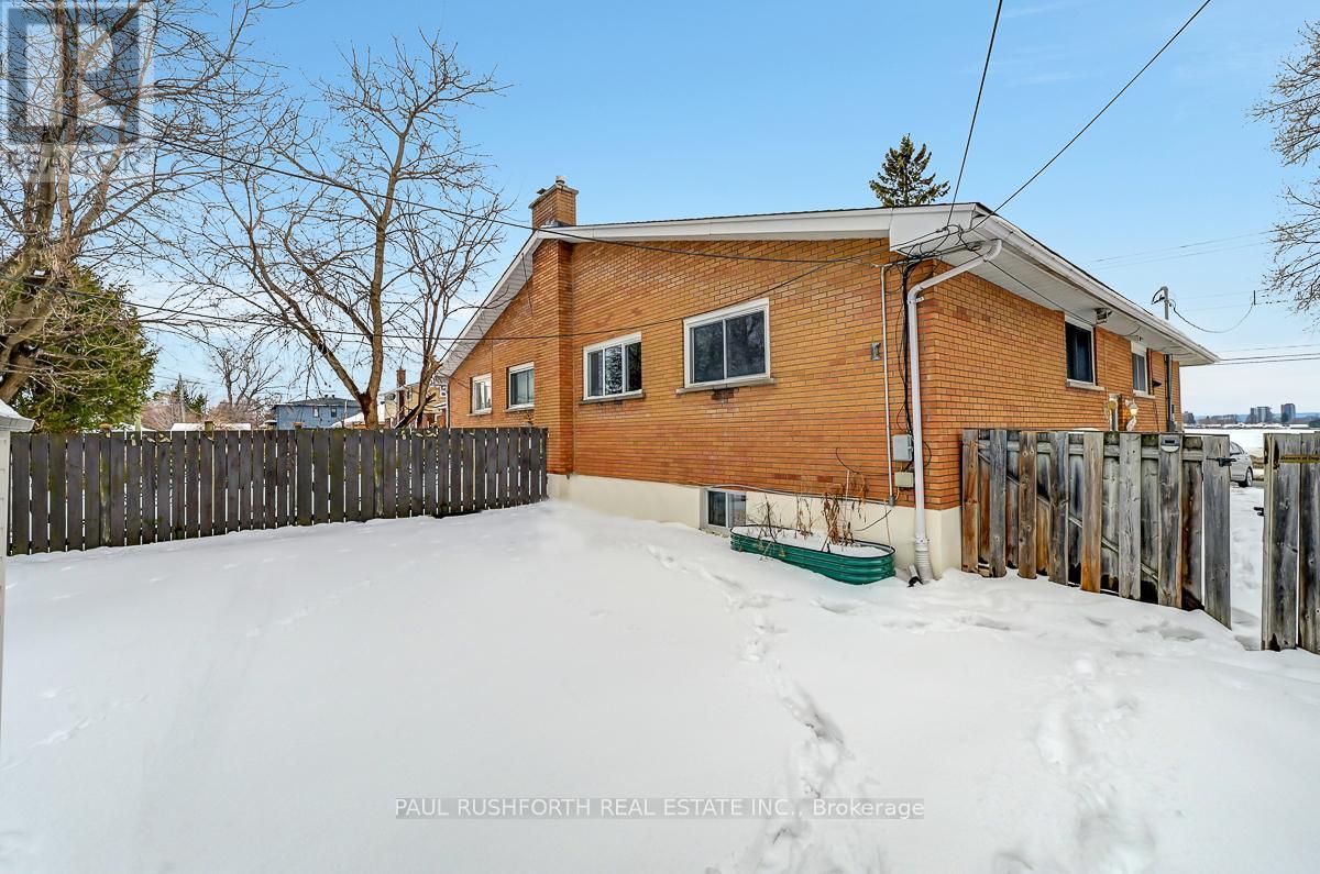 892 Baseline Road, Ottawa, Ontario  K2C 0A4 - Photo 30 - X12680836
