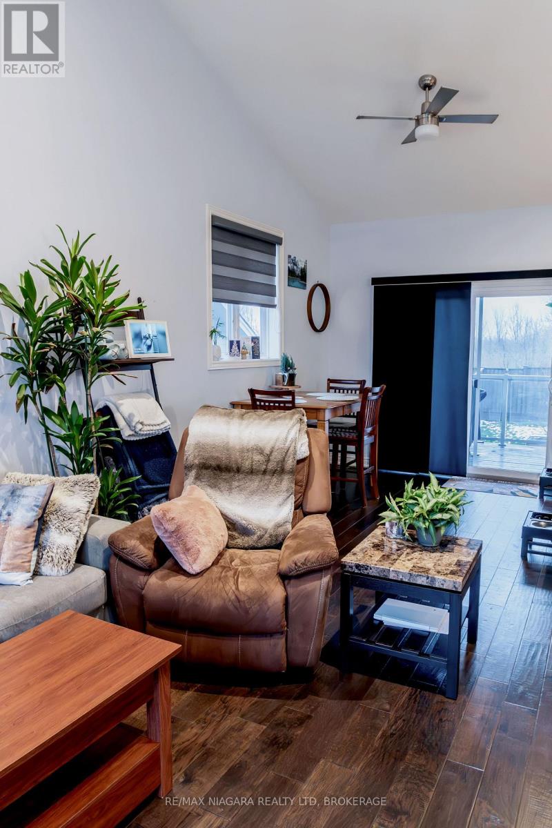 3597 Carver Street, Fort Erie, Ontario  L0S 1S0 - Photo 5 - X12680618