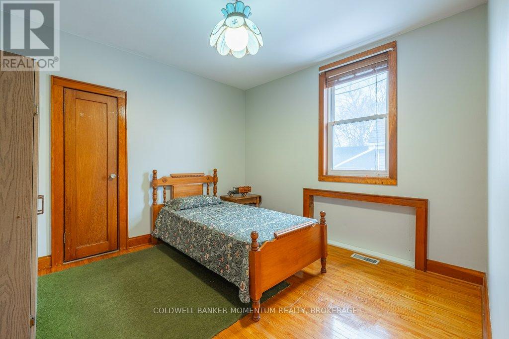 123 Haig Street, St. Catharines, Ontario  L2R 7G7 - Photo 13 - X12680634