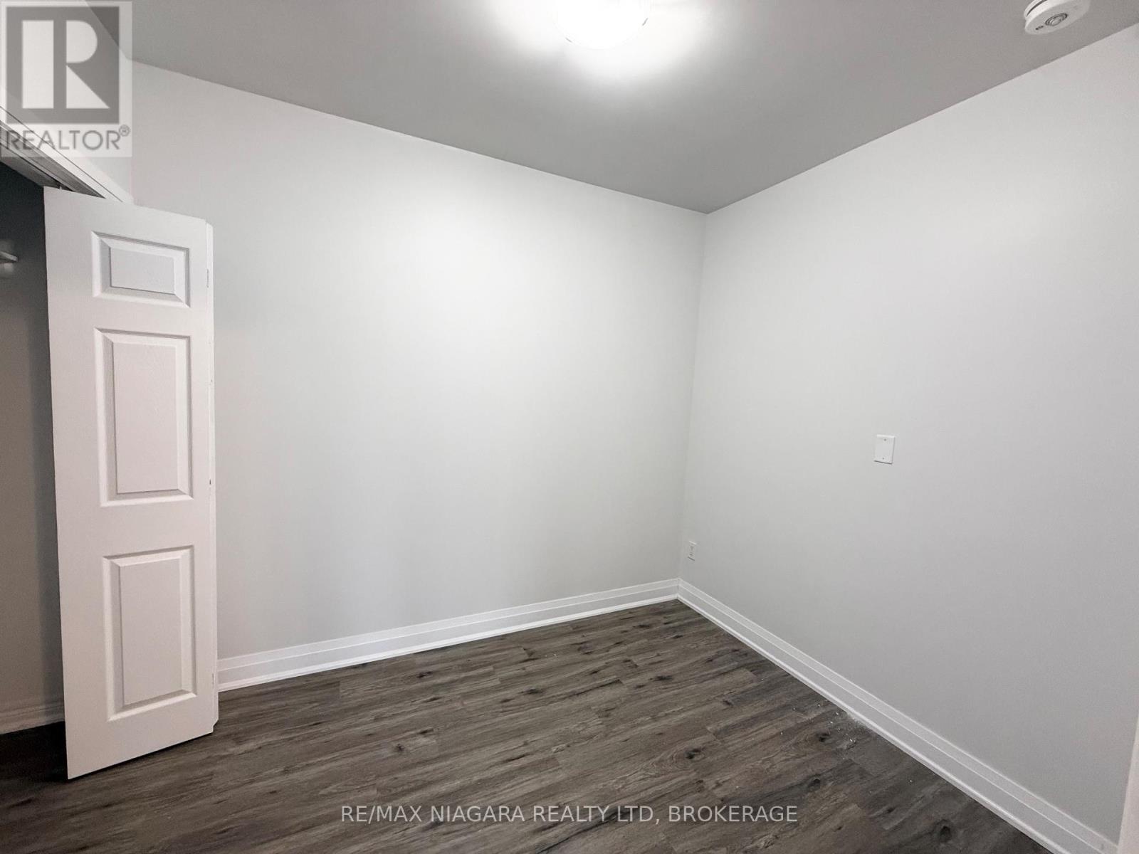 Unit 4 - 4711 River Road, Niagara Falls, Ontario  L2E 3G2 - Photo 15 - X12680722