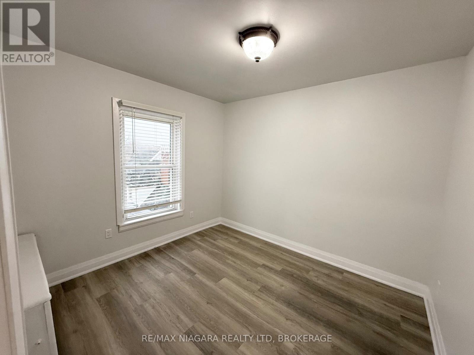 Unit 6 - 4711 River Road, Niagara Falls, Ontario  L2E 3G2 - Photo 10 - X12680726