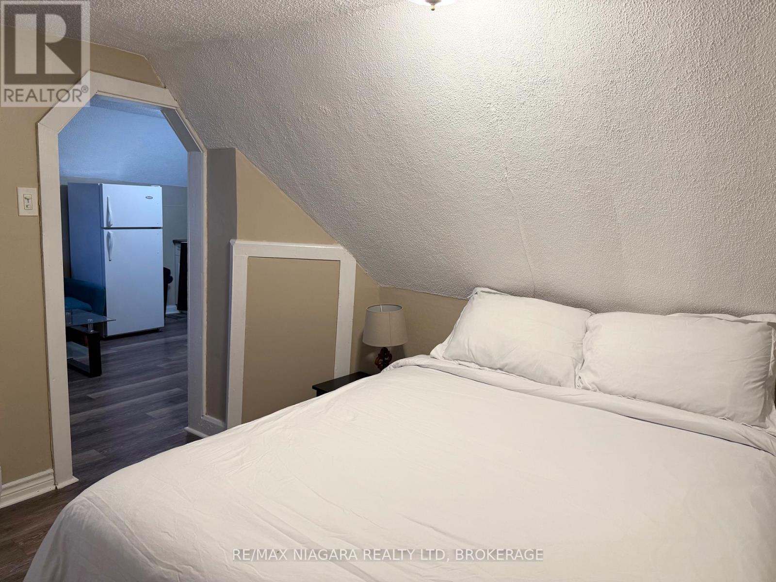 Unit 3 - 4701 River Road, Niagara Falls, Ontario  L2E 3G2 - Photo 12 - X12680730