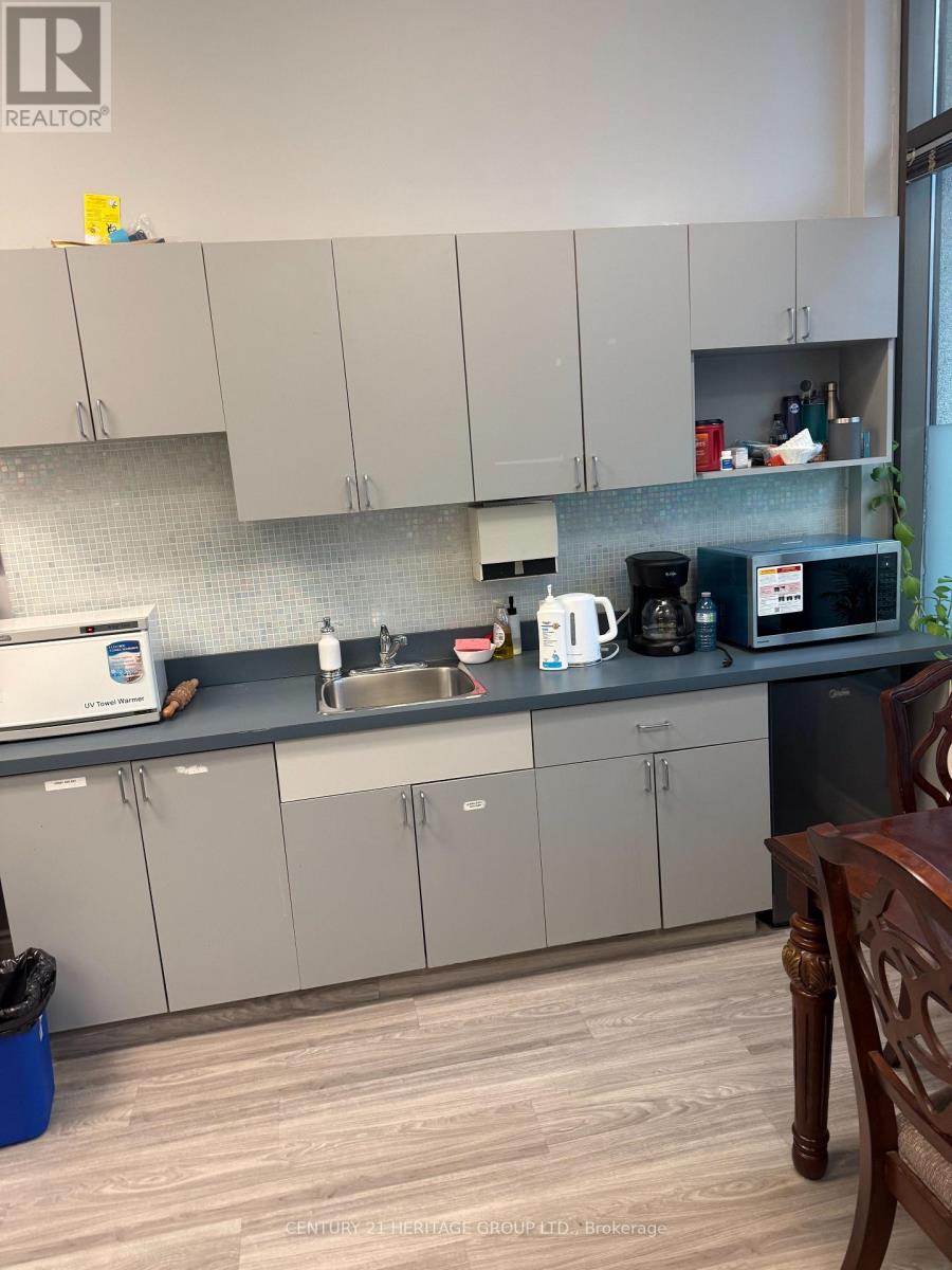 101a - 3100 Steeles Avenue W, Vaughan, Ontario  L4K 3R1 - Photo 12 - N12630462