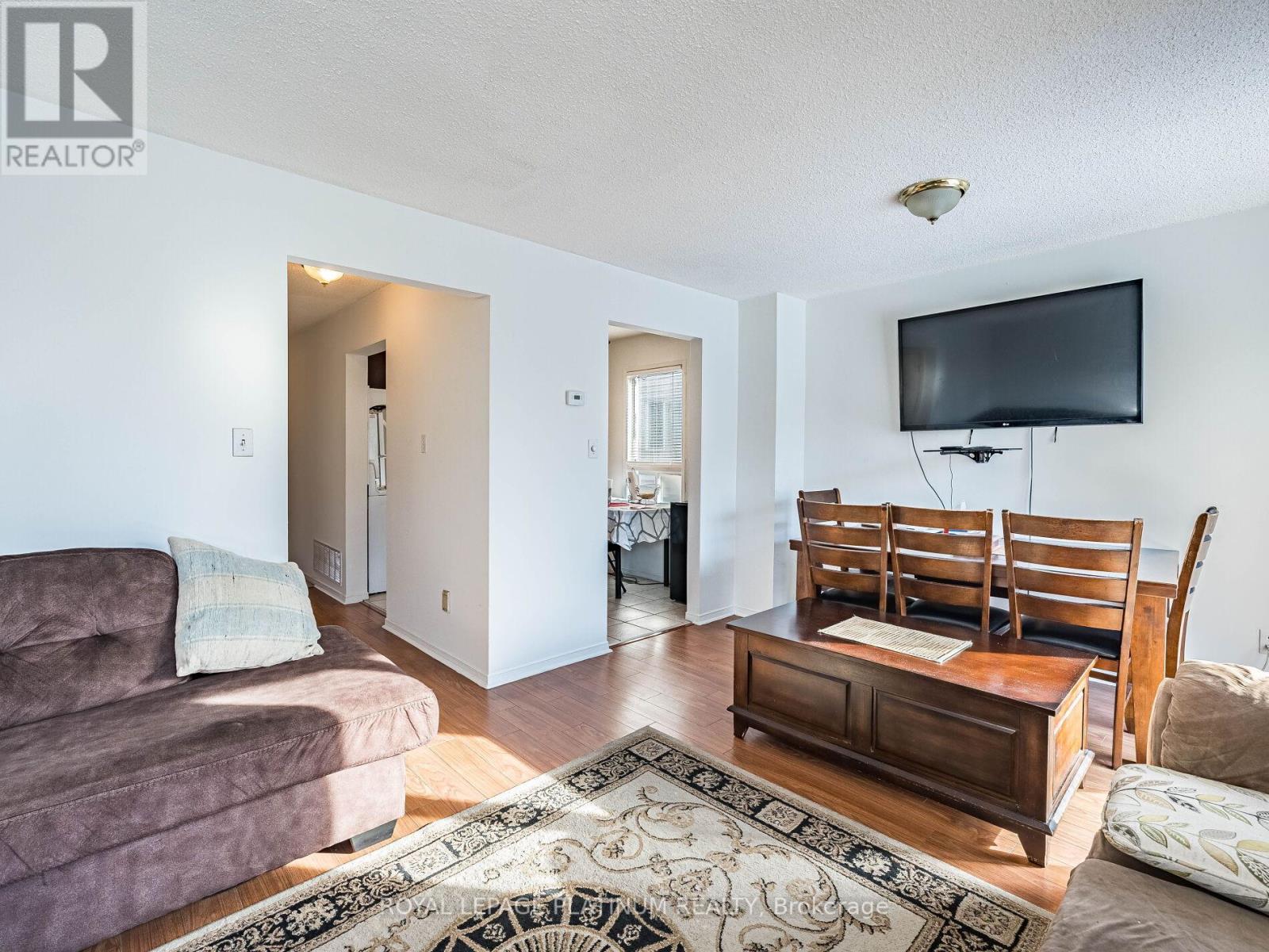 14 Wallingford Court, Brampton, Ontario  L6Y 4V7 - Photo 11 - W12630986